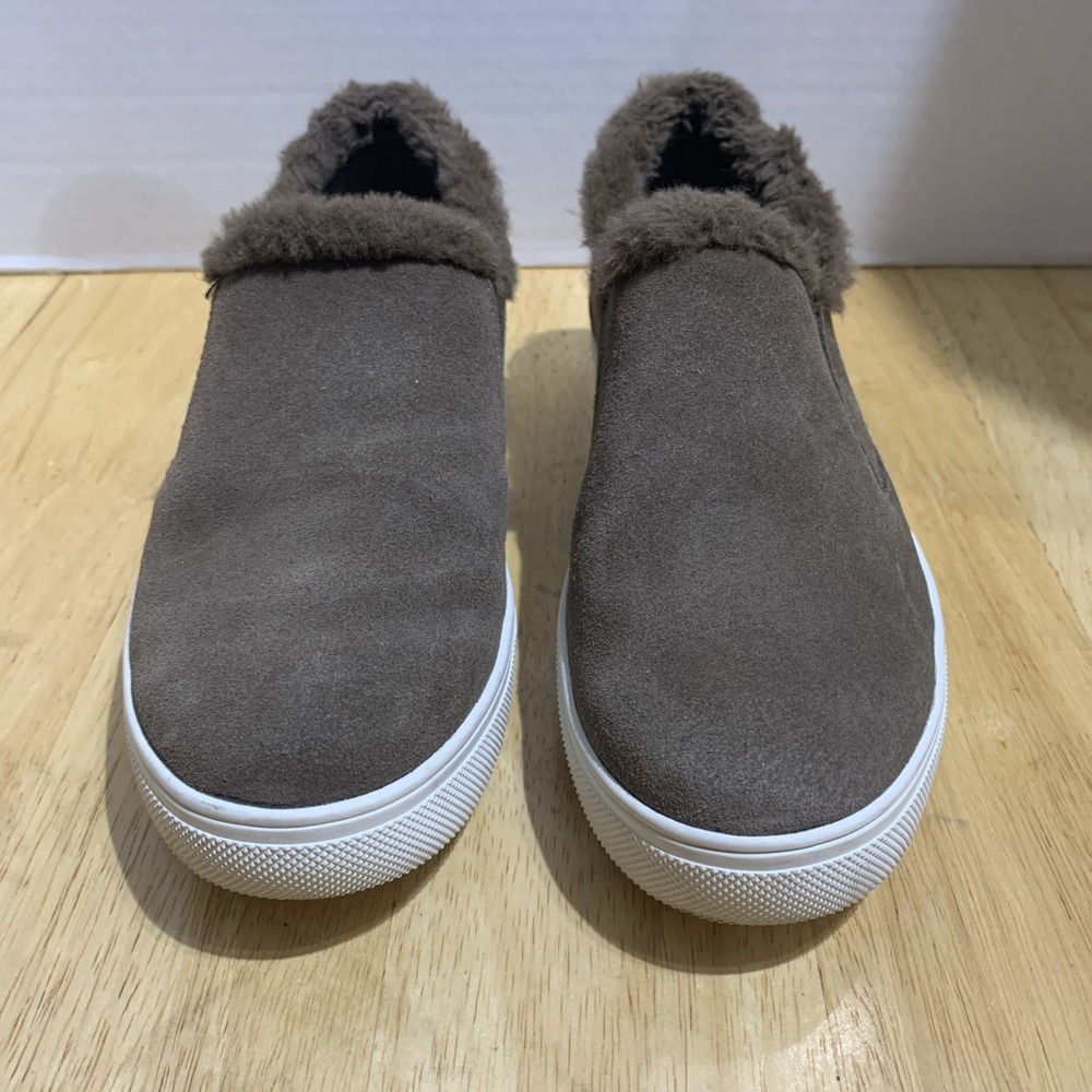 Blondo Gia Waterproof Dark Taupe Suede 6M Slip on Sneaker - Picture 2 of 8